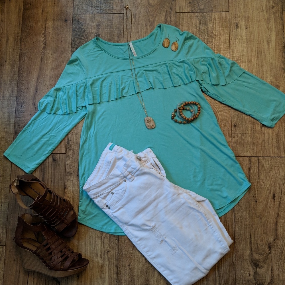 NWOT Aqua Color Lime 'n Chili Top size Large